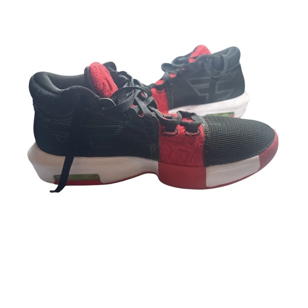 Nike LeBron‎ Witness 8 FaZe Men's Size 9.5 Black Red Basketball Sneakers